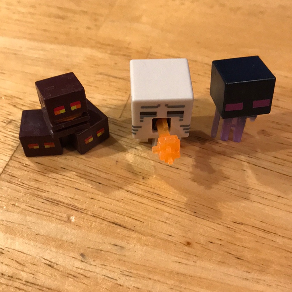 Minecraft mini figures series 3 enderman toy lot